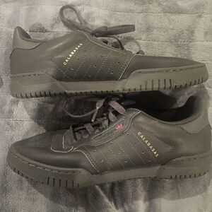 Adidas Yeezy Calabasas Powerphase Black Men’s 7 / Women’s 8.5 – Excellent Condit